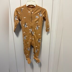 NWOT 100% Cotton Hot Air Balloon Print Kids Footed Pajamas